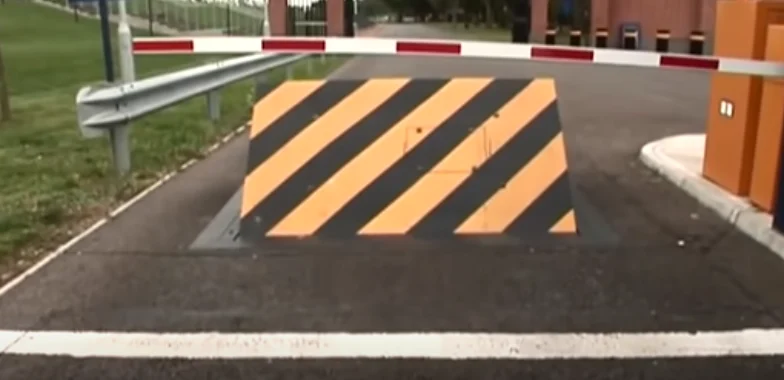 road barrier in uae